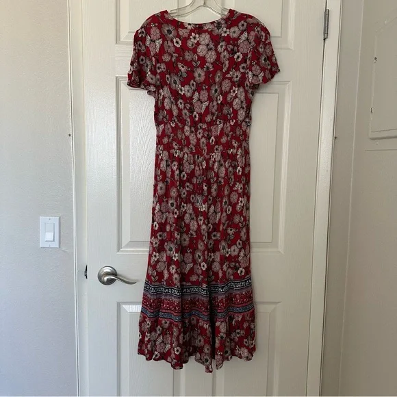 Red Midi Sundress with Smocked Tiered Design for Casual Wear - Picture 8 of 11